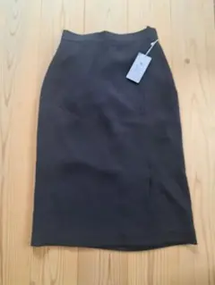 削除新品未使用　TOMORROWLAND黒 タイトスカート