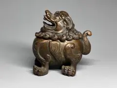 古美術 根付け 瑞獣 木製 黄楊木 拓植 細工彫 縁起物 貔貅 財運開運金