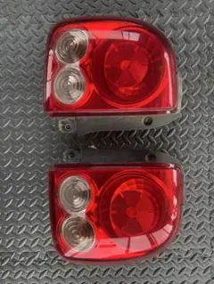 ラパン HE22S 純正オプション？テールランプガーニッシュ - メルカリ