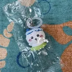 ④ ちいかわ 映画特典 めじるしチャーム ハチワレ