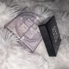 GIVENCHY プリズム・リーブル 00 ルースパウダーのサムネイル