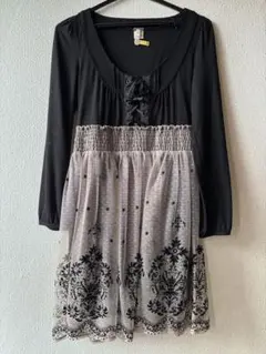 axes ワンピース　ひざ丈