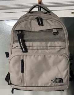 THE NORTH FACE バックパック リュック ベージュのサムネイル