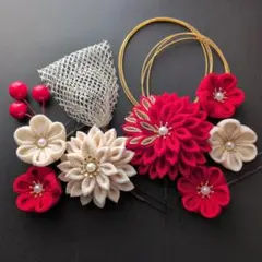 つまみ細工髪飾り　成人式　卒業式　袴　前撮り　結婚式　七五三　赤ベージュゴールド