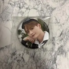 SEVENTEEN ジョンハン 缶バッジ - メルカリ