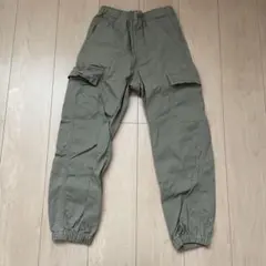 TOPVALU カーゴパンツ オリーブ色のサムネイル