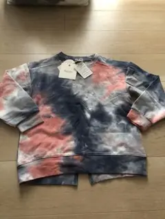 新品！タイダイ柄！長袖薄手トレーナー　男の子130のサムネイル