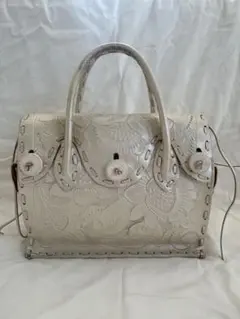 CarvinTribes マエストラ パールホワイト