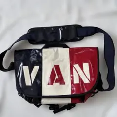 最終額【希少レア新品】90'sアメリカ製Vansショルダーバッグ ネイビー 最終額【希少レア新品】90'sアメリカ製Vansショルダーバッグ ネイビー