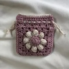ハンドメイド　かぎ編み　編み物　花　巾着　ポーチ　ピンク×アイボリー