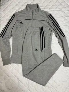 adidas アディダス 上下セット ライトグレー
