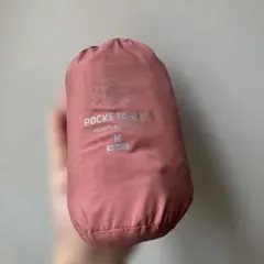 美品です フード付きポケッタブルパーカー ジャンパー