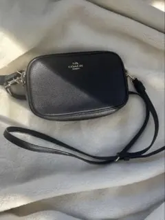 COACH ブラックレザー ショルダーバッグ