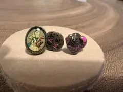 ディズニー　不思議の国のアリス　ピアス