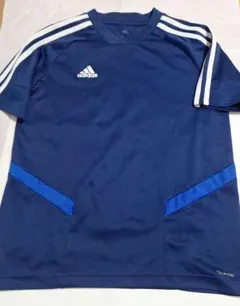adidas　サッカーウエア150サイズ
