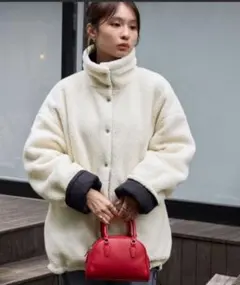 ボア襟付きジャケット アイボリー ブラック フリーサイズ