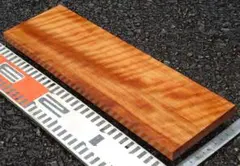 一位樫、優しい色合にシマシマ樫杢が見栄えあり！加工済角材。長さ59cm幅11cm 赤樫、褐色で細かい樫杢が見栄えあり！加工済板、長さ33cm幅11cm厚