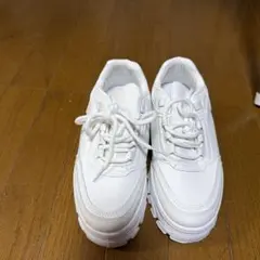 ホワイト 厚底スニーカー 合成皮革