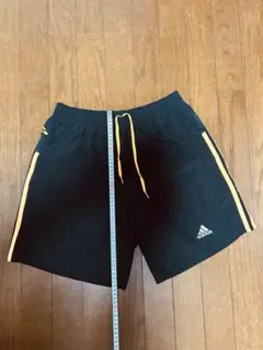 adidasランニングショートパンツ
