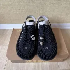 KEEN UNEEK