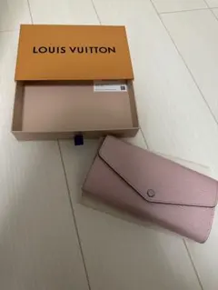 Louis Vuitton エピレザー 長財布 ピンク