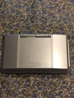 Nintendo DS シルバー 本体