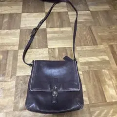 オールドコーチ　ダークブラウン ショルダーバッグ