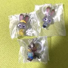 即日発送ズートピア2めじるしアクセサリー　ジュディA.B ニブルス　ガチャガチャ