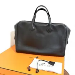 未使用品保護シール付きエルメスHERMES ヴィクトリアⅡ12H ゴールド 