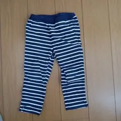 ストライプデザインのカジュアルパンツ