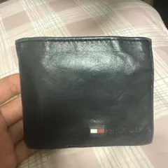 TOMMY HILFIGER 二つ折り財布 ブラック