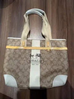 COACH シグネチャー トートバッグ ベージュ ホワイト