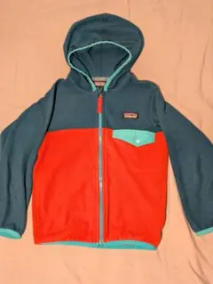 パタゴニア　キッズ　フリースジャケット　4T