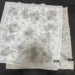 DKNY 花柄ハンカチ 2枚セット