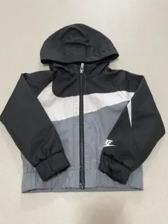 Nike フード付きジャケット ブラック/グレー