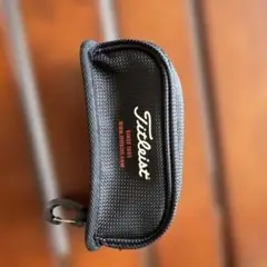 Titleist ブラック ボール&ティーポーチ カラビナ付き