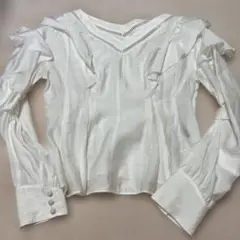 NINE フリル付きホワイトシャツ Mサイズ