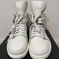新品 ギャルソン ジョーダン1 High Strap 27 白のサムネイル