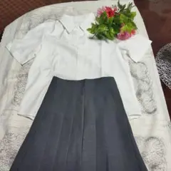 ☆制服セット　スクールブラウス、スカート☆