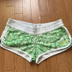 サーフパンツ　水着　Volcom 緑色 ロゴプリント　ショートパンツ