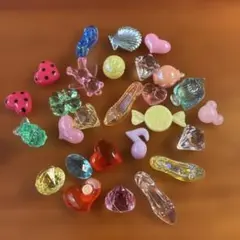 多色プラスチックデコレーションパーツ