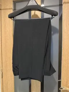 テーパードパンツ　ブラックスラックス LL新品パンツスーツのパンツのみ