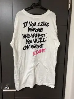 24時間以内発送　大きめ白ロゴTシャツ