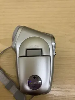 ジャンク品】サンヨー Xacti DMX-C1 デジタルムービーカメラ - メルカリ