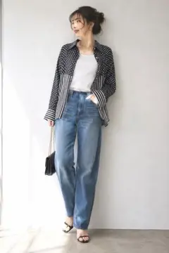 【極美品】サルヴァトーレフェラガモ シルク100% ドット×ストライプ ブラウスのサムネイル
