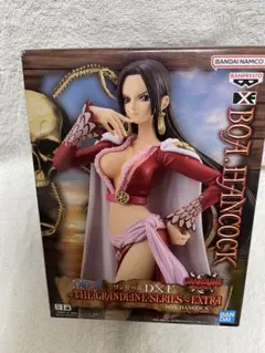 ワンピース　DXF ボア・ハンコック フィギュア