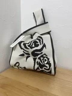 Item thumbnail for item 903673e1-42bd-4dbb-bb37-d48847bc4540