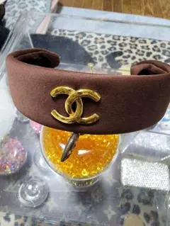 CHANEL カチューシャ ブラウン ゴールド ココマークのサムネイル