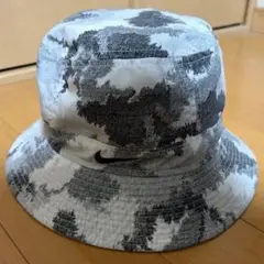 極美品】Nike グレー バケットハット S/M - メルカリ