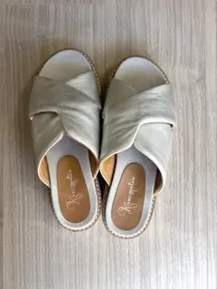 【美品】銀座かねまつ サンダル シルバー 36